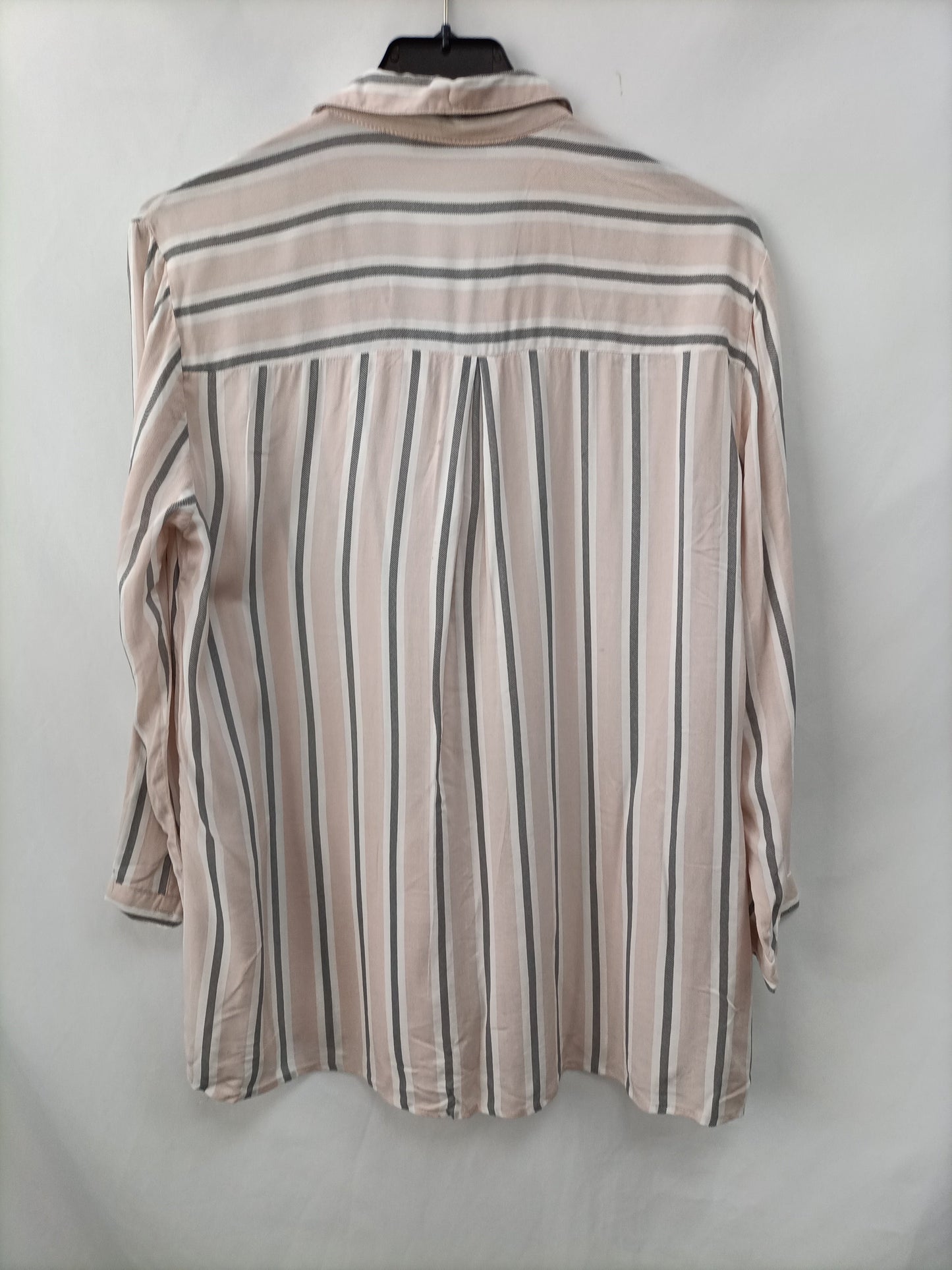 STRADIVARIUS. Camisa rayas fluida T.m