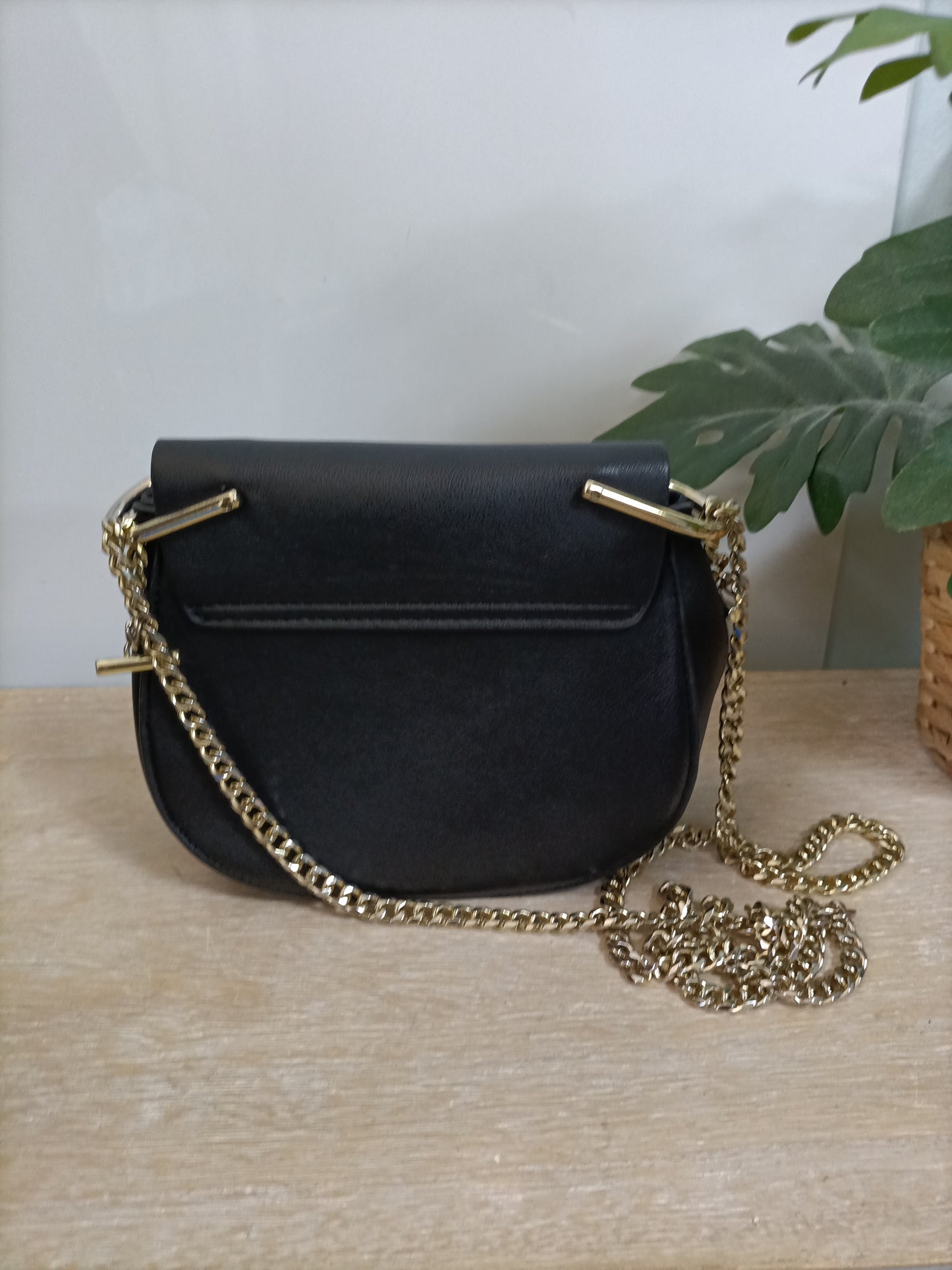 AKIABARA. Bolso negro