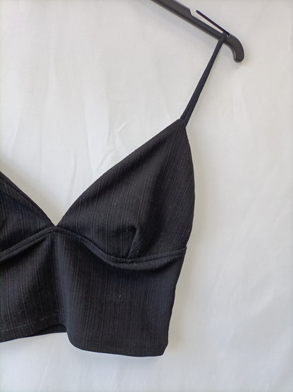 ZARA. Croptop negro T.s