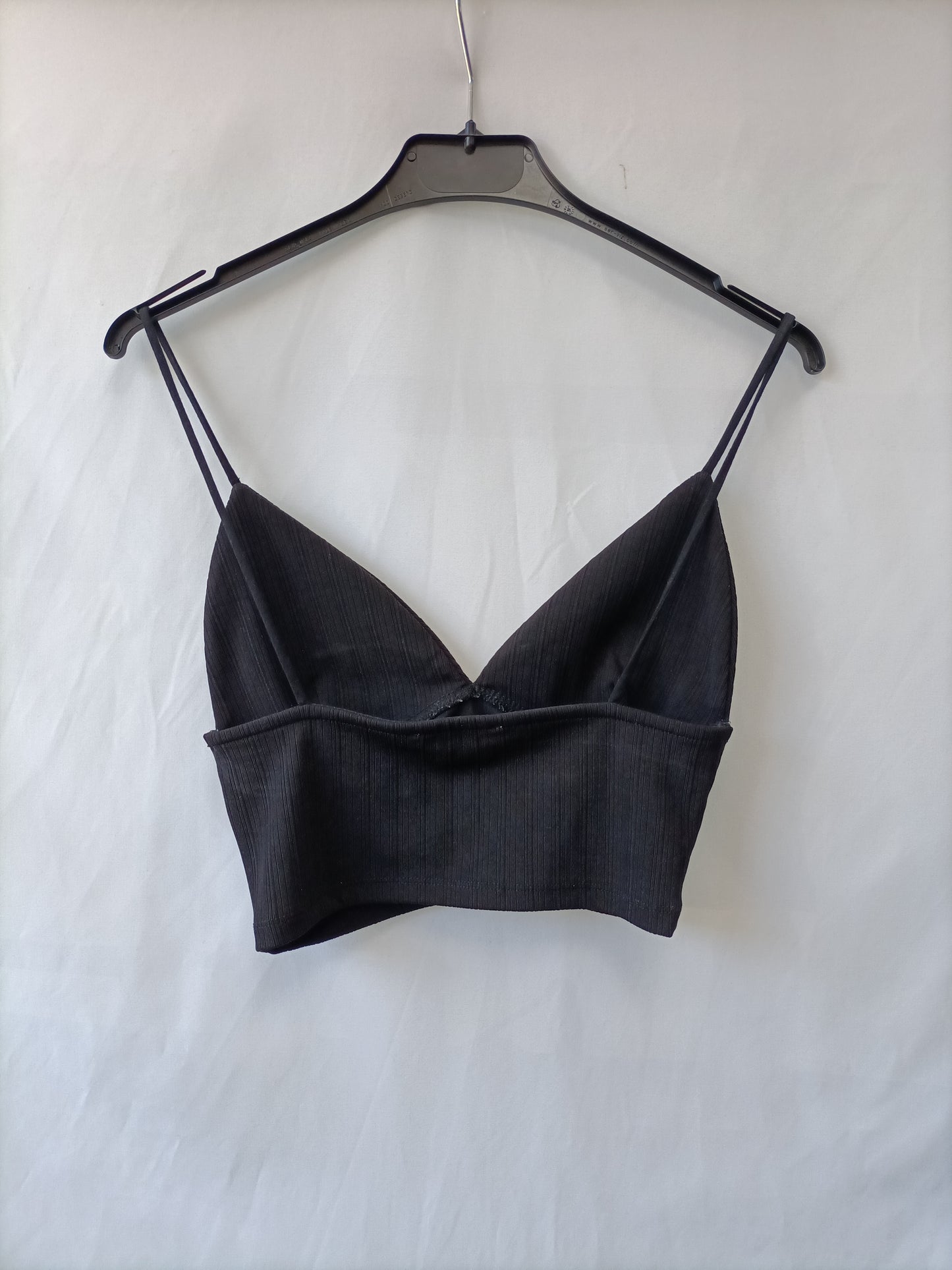 ZARA. Croptop negro T.s