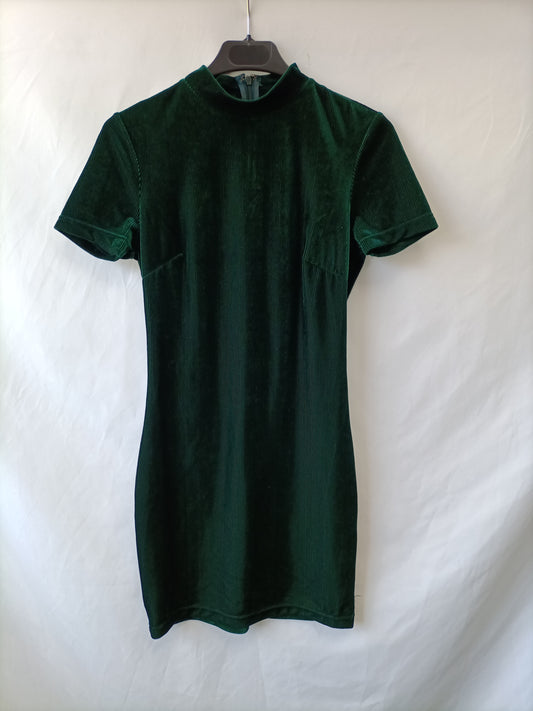 FOREVER21. Green velvet dress Ts