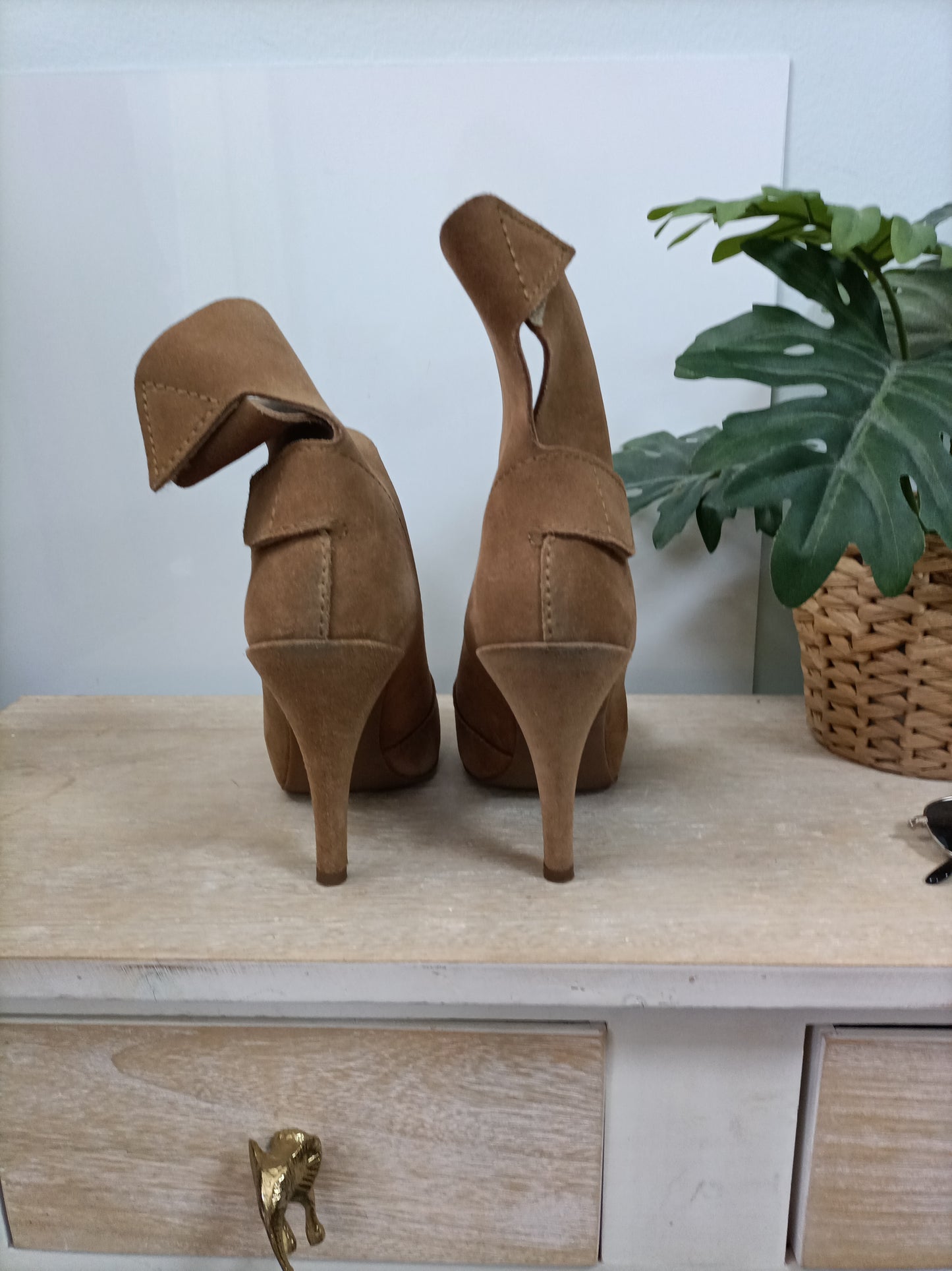 PEDRO GARCÍA. Camel boots, size 38