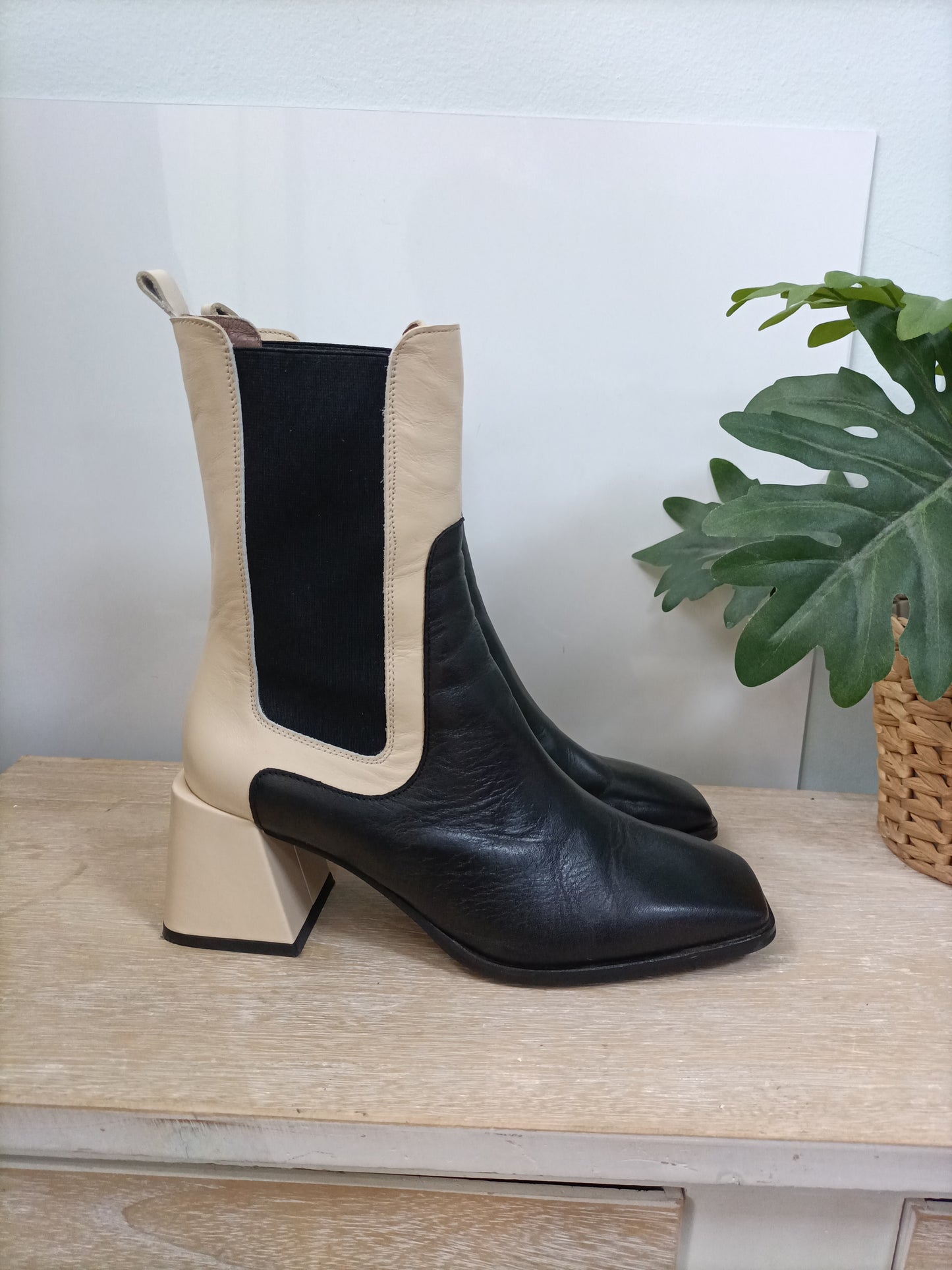 WONDERS. Botas bicolor T.38