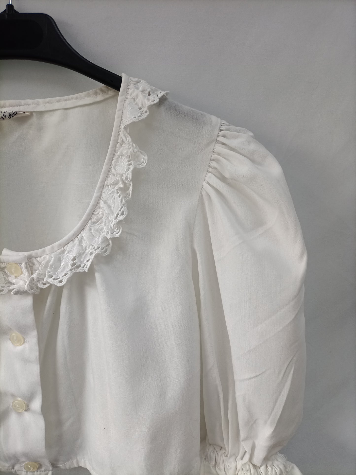 OTHERS.White crop puffed blouse Ts