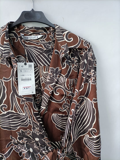 ZARA.Vestido midi marrones T.S