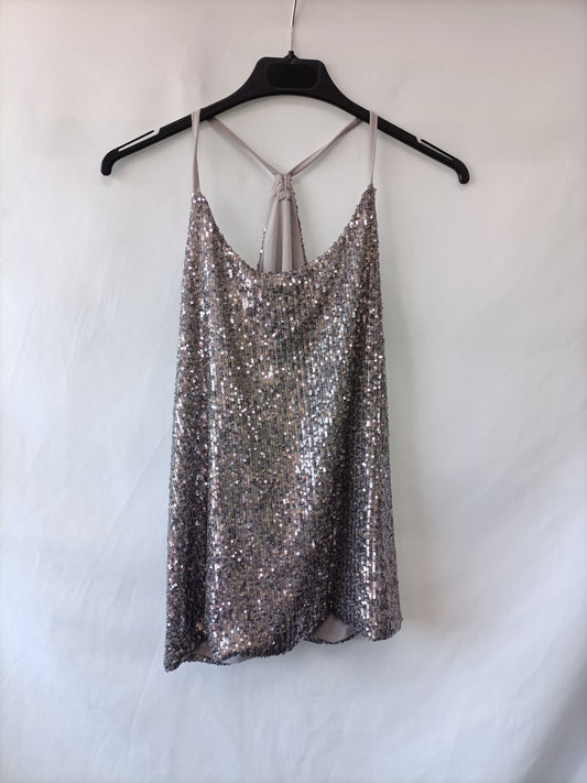 OTRAS. Top gris lentejuelas T.u(s)