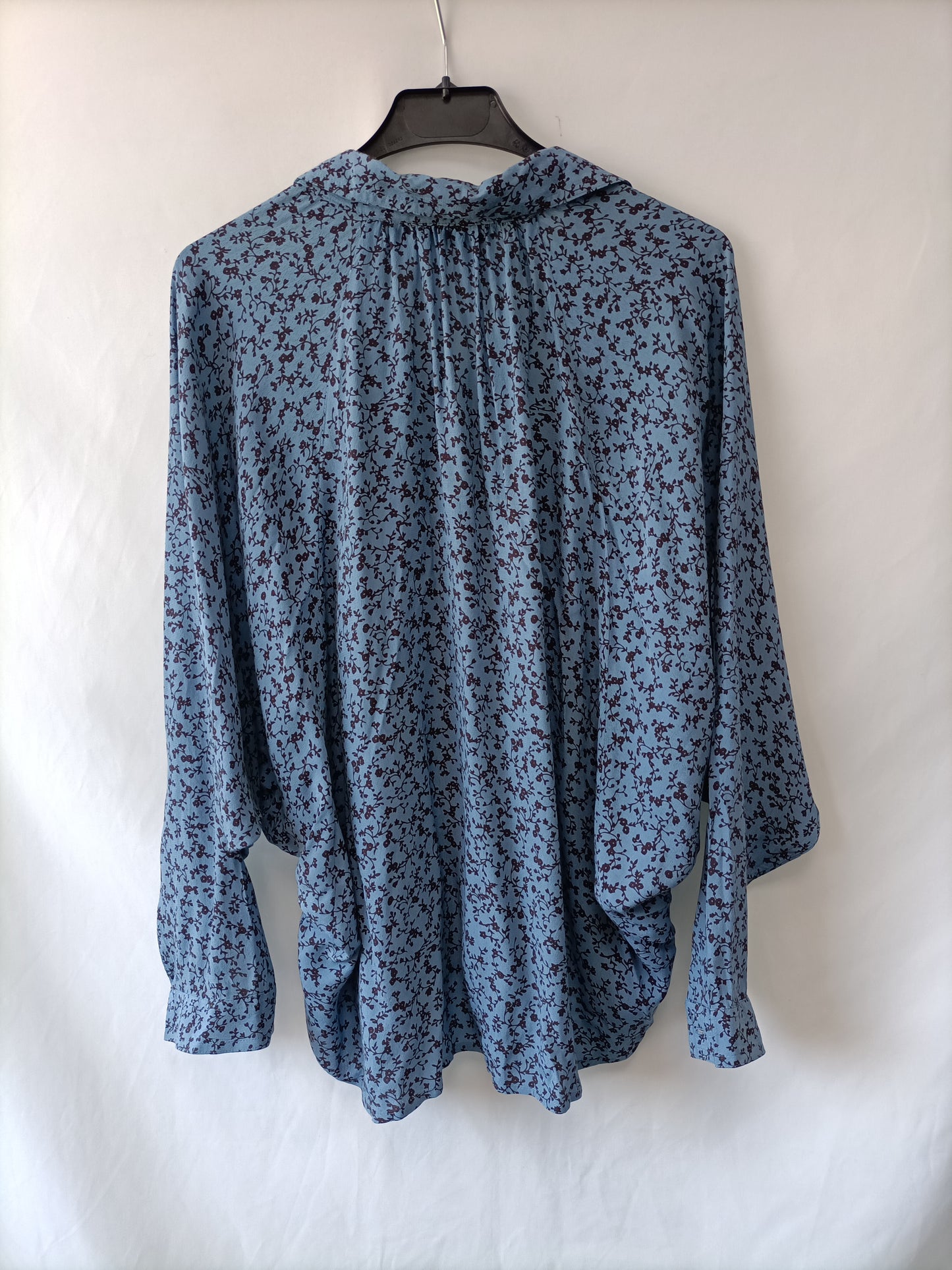 &amp;OTHER STORIES. Blue floral blouse T.38