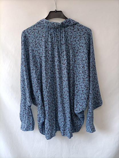 &amp;OTHER STORIES. Blue floral blouse T.38