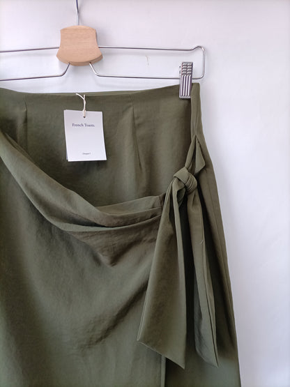 FRENCH TOASTS. Falda midi verde T.36