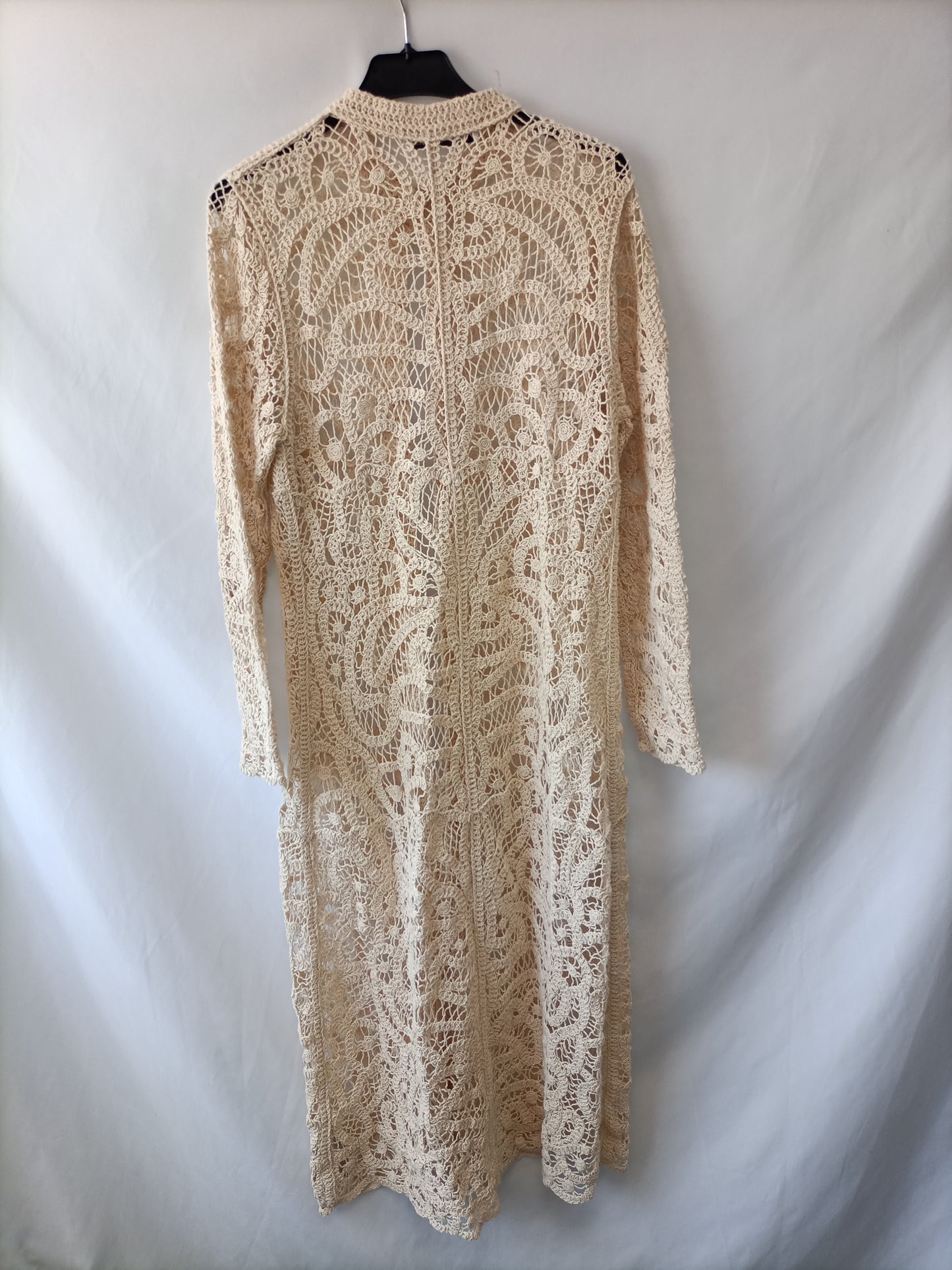 ZARA. Ts crochet overshirt