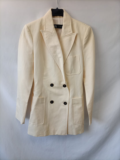 ZARA. Blazer beige de vestir T.xs