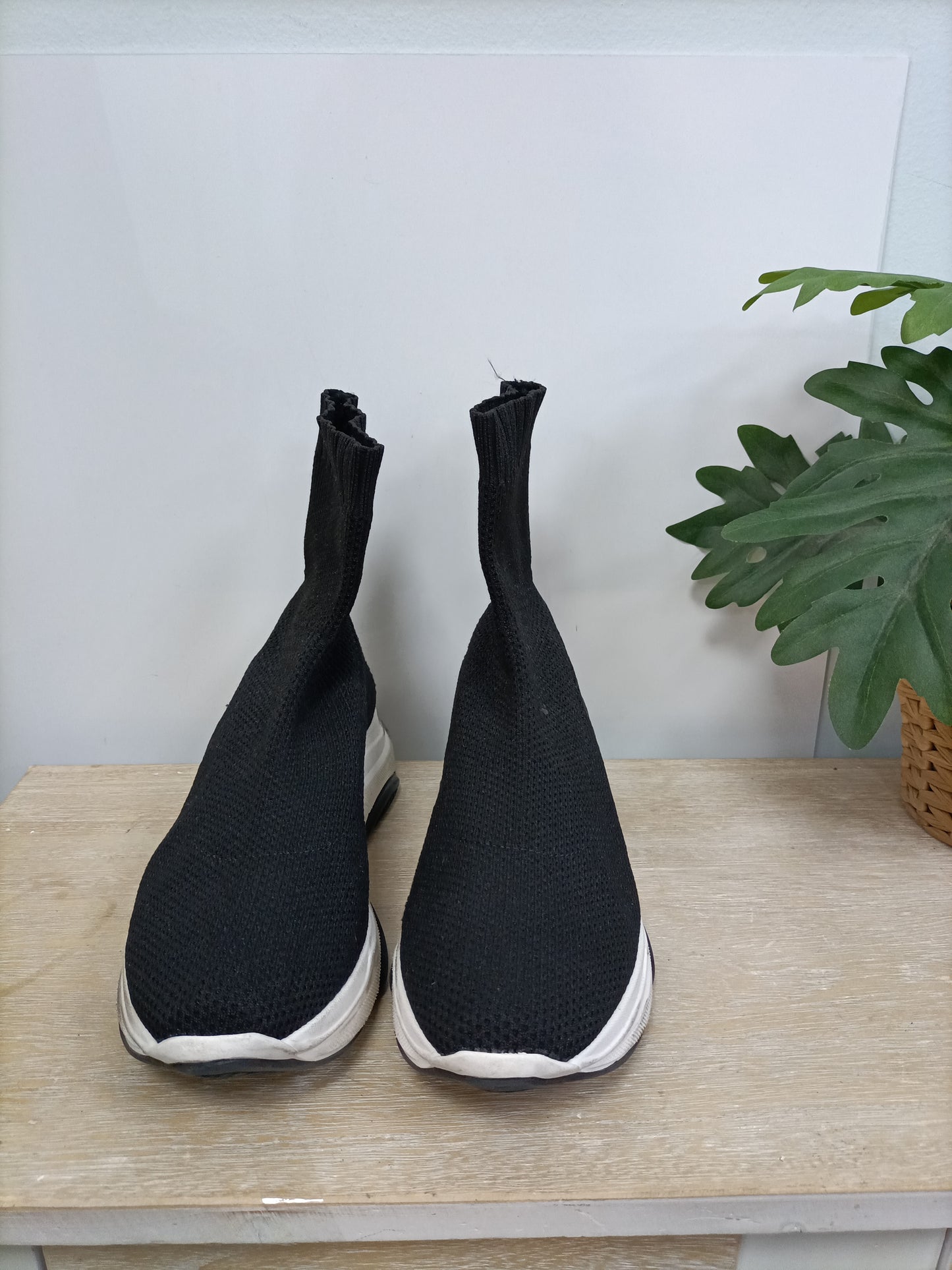 LOREAK.Zapatilla botín tela T.39