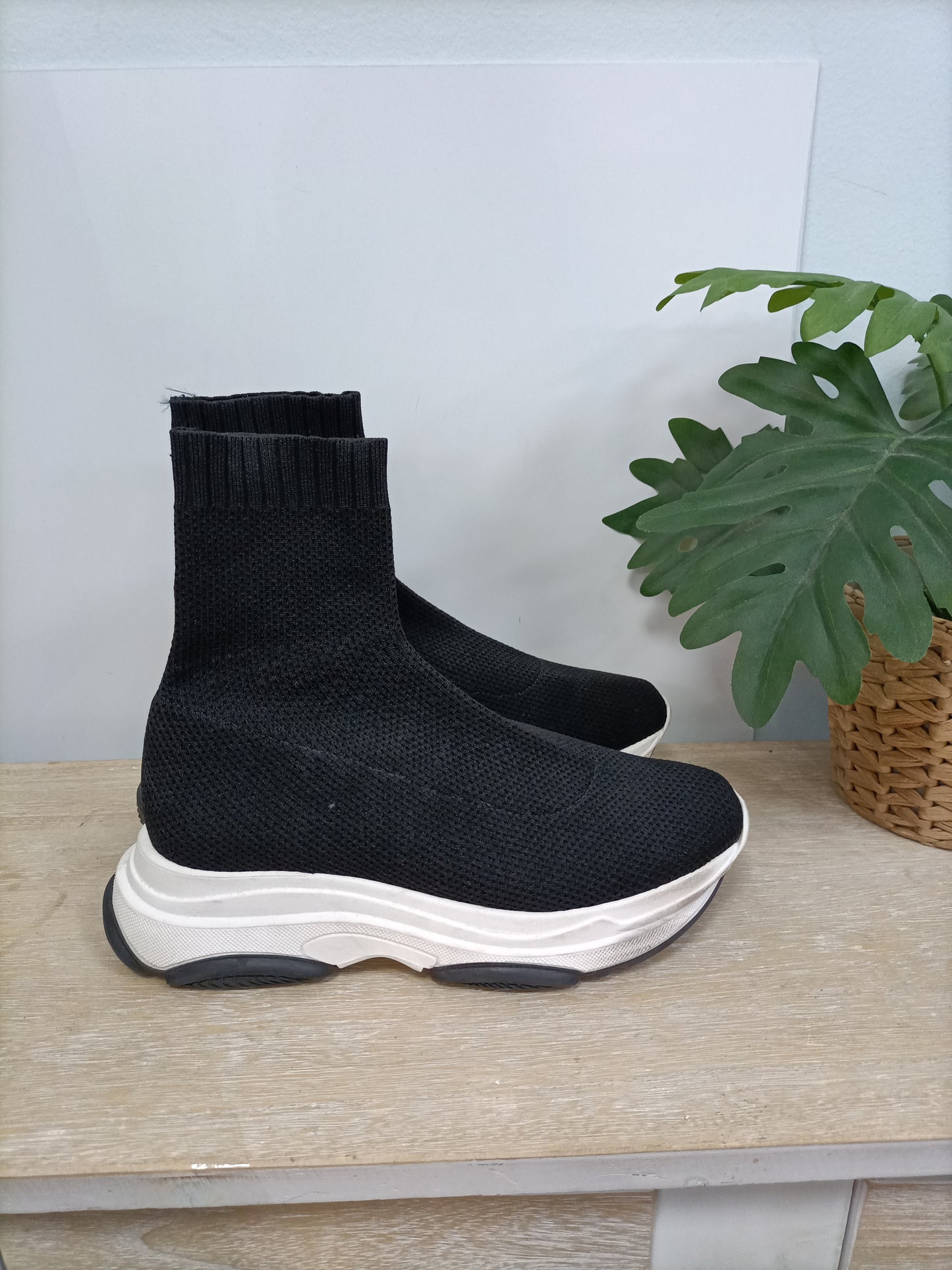 LOREAK.Zapatilla botín tela T.39