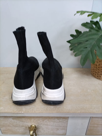 LOREAK.Zapatilla botín tela T.39