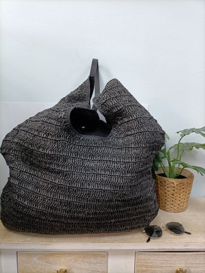 COS. Maxi bolso negro