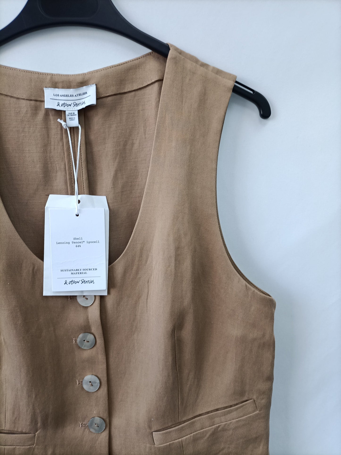 &OTHER STORIES. Chaleco beige T.36