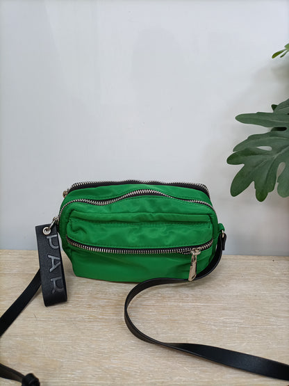 PARFOIS. Green canvas bag Your