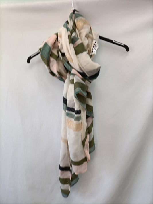 NAF NAF. Striped beige scarf
