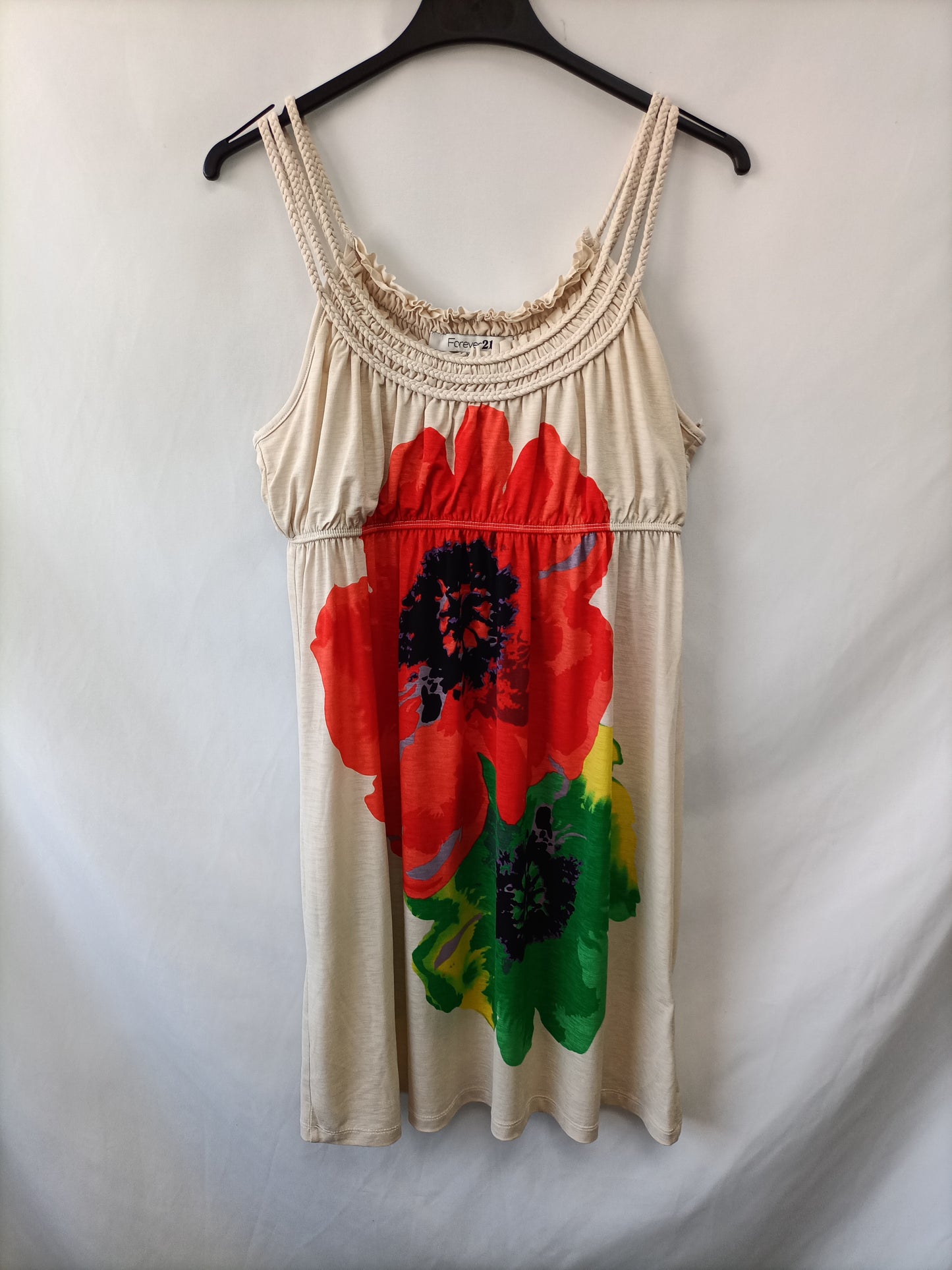 FOREVER21. Tm beige floral dress