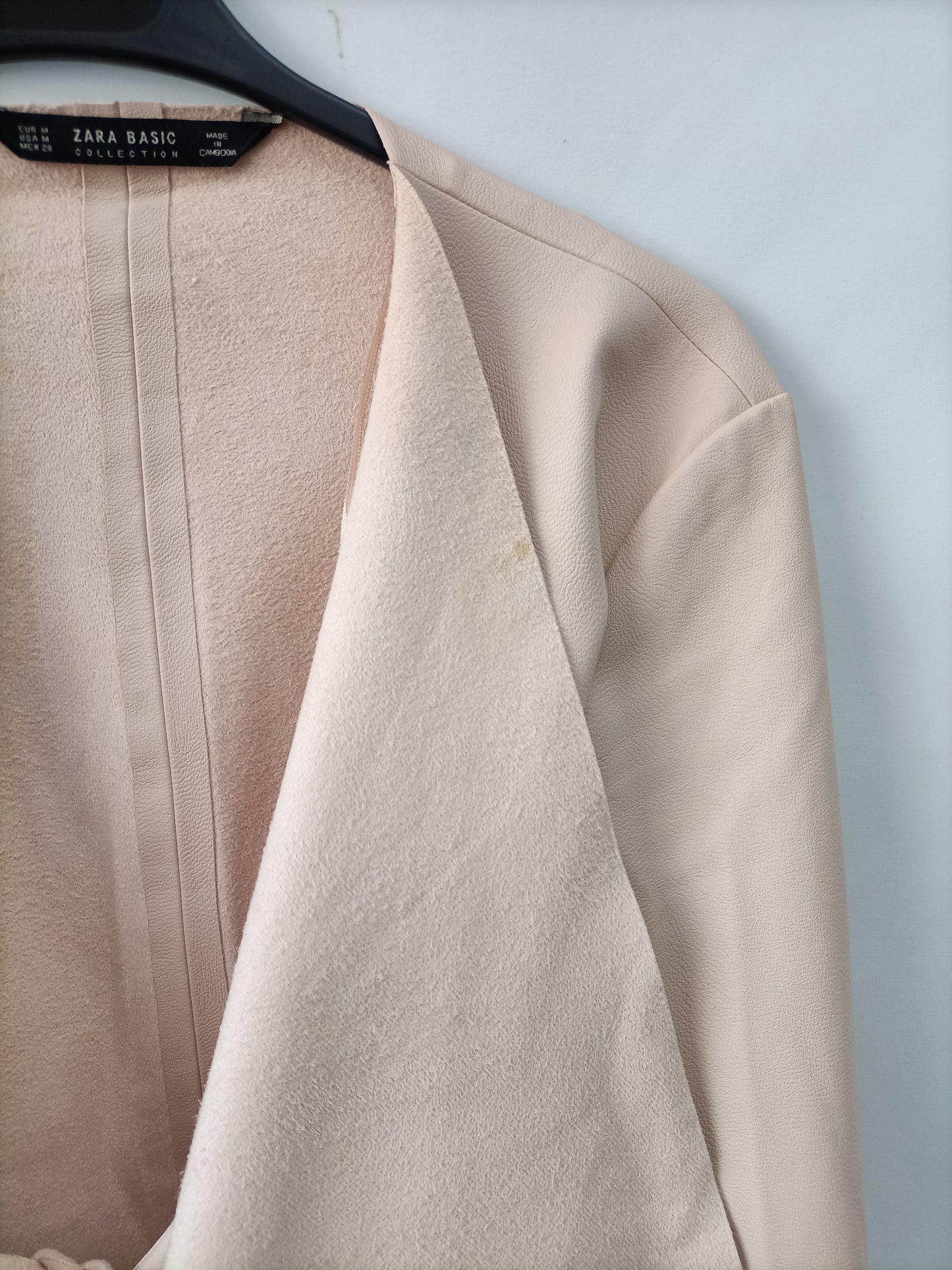 ZARA. Chaqueta Antelina rosa T.m (tara)