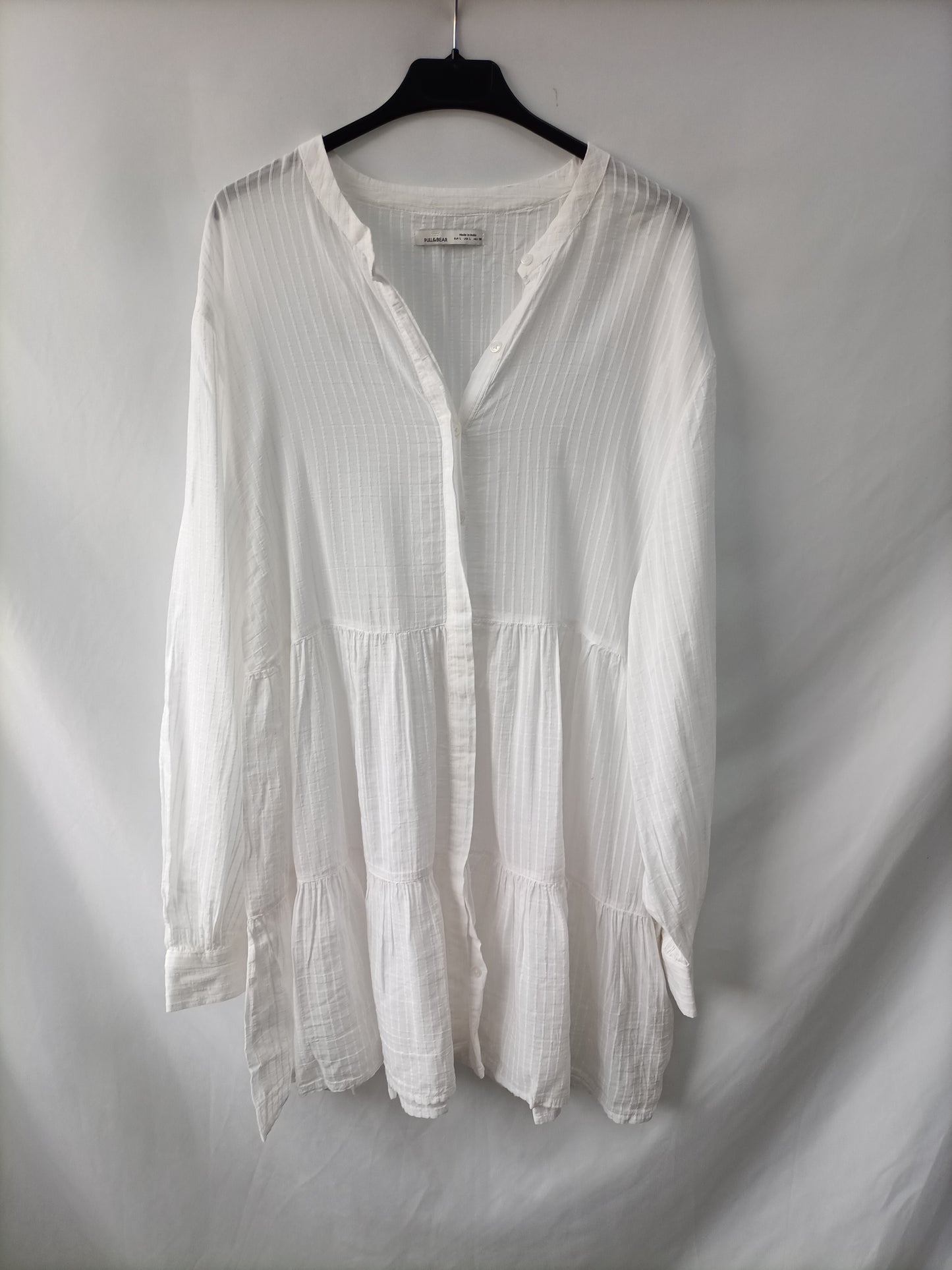 PULL&BEAR. Vestido blanco textura T.l