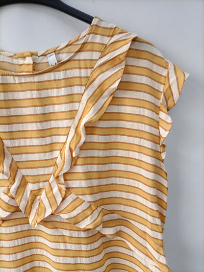 ZARA. Top rayas y volantes T.xl
