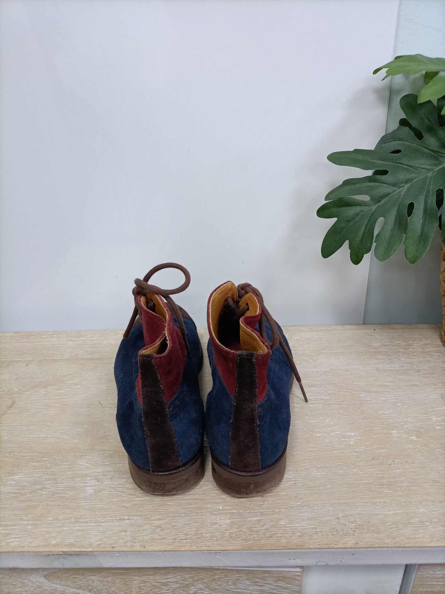 AMBERONE. Botines piel tricolor T.37