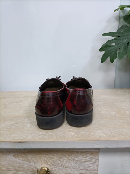 ZARA. Mocasines burdeos T.38