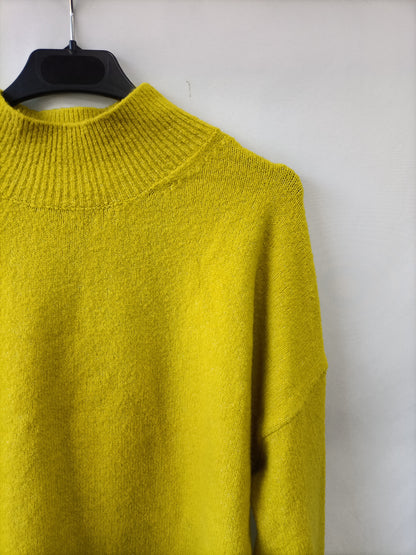 H&M. Jersey amarillo perkins T.m