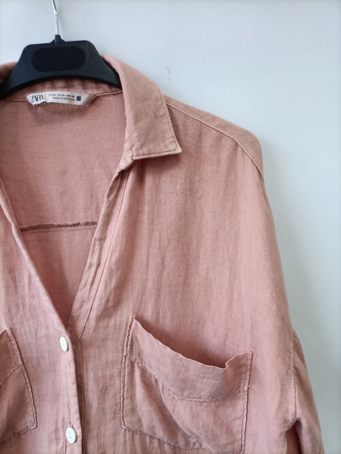 ZARA. Camisa fluida rosa T.m