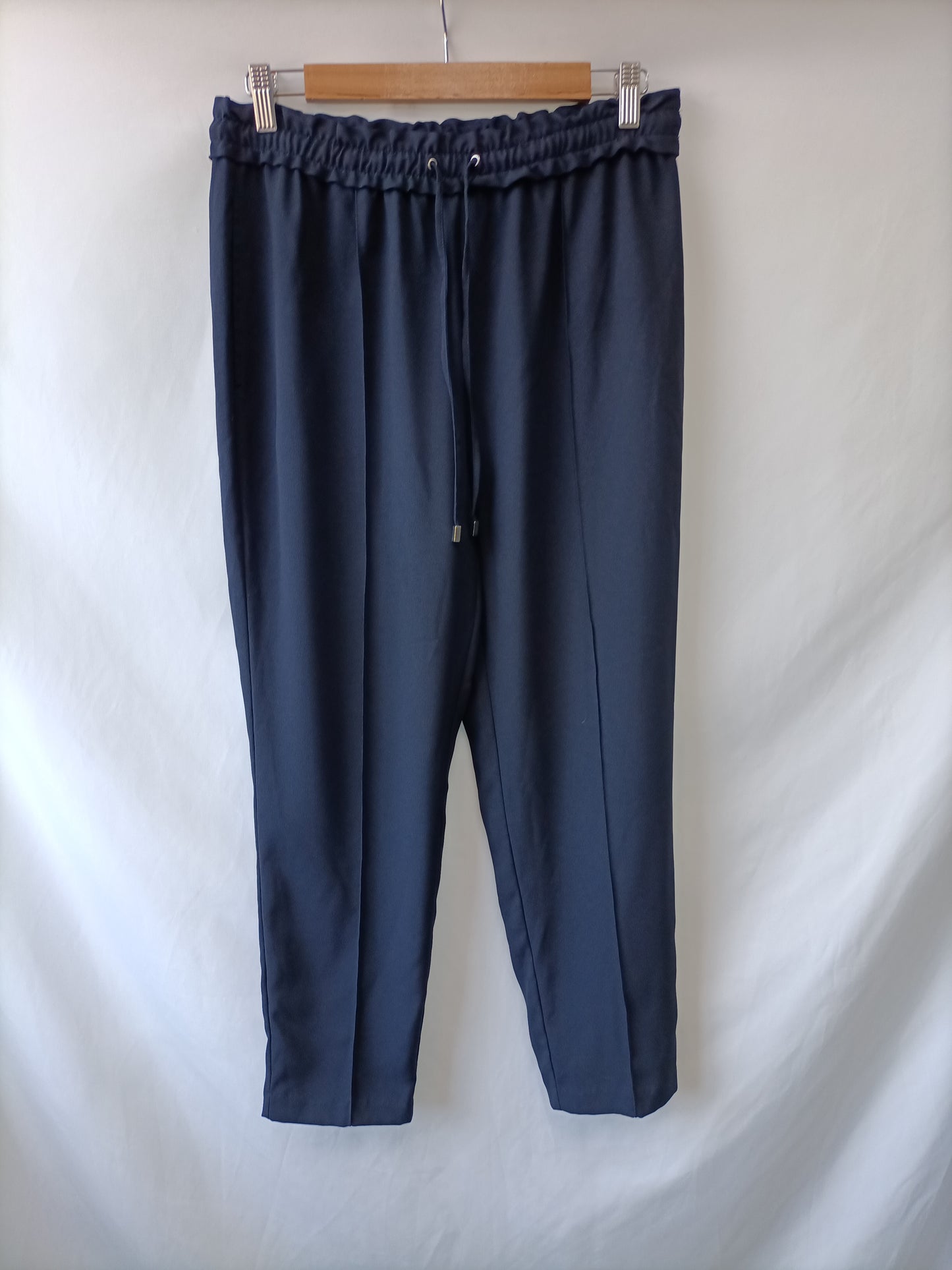 ZARA. Pantalón fluido azul T.m