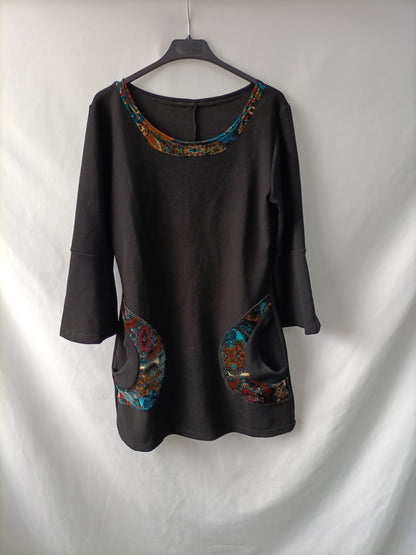 OTRAS. Vestido negro elástico T.l