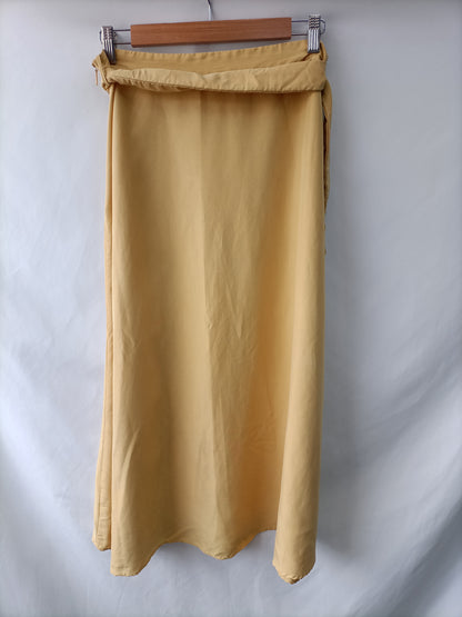 MANGO. Yellow midi skirt Tm