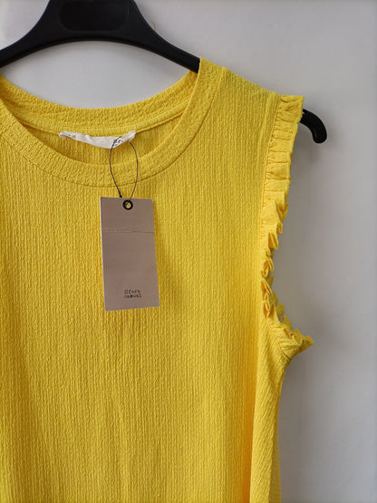 SFERA. Vestido corto amarillo T.m
