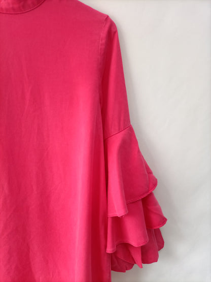 ZARA. Pink dress with ruffled sleeves T.xs
