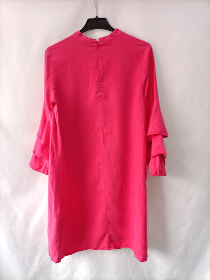 ZARA. Pink dress with ruffled sleeves T.xs