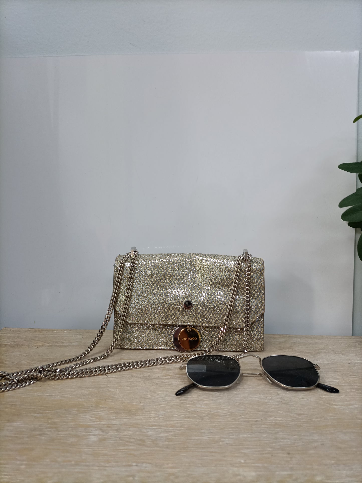 JIMMY CHOO. Bolso mini plateados