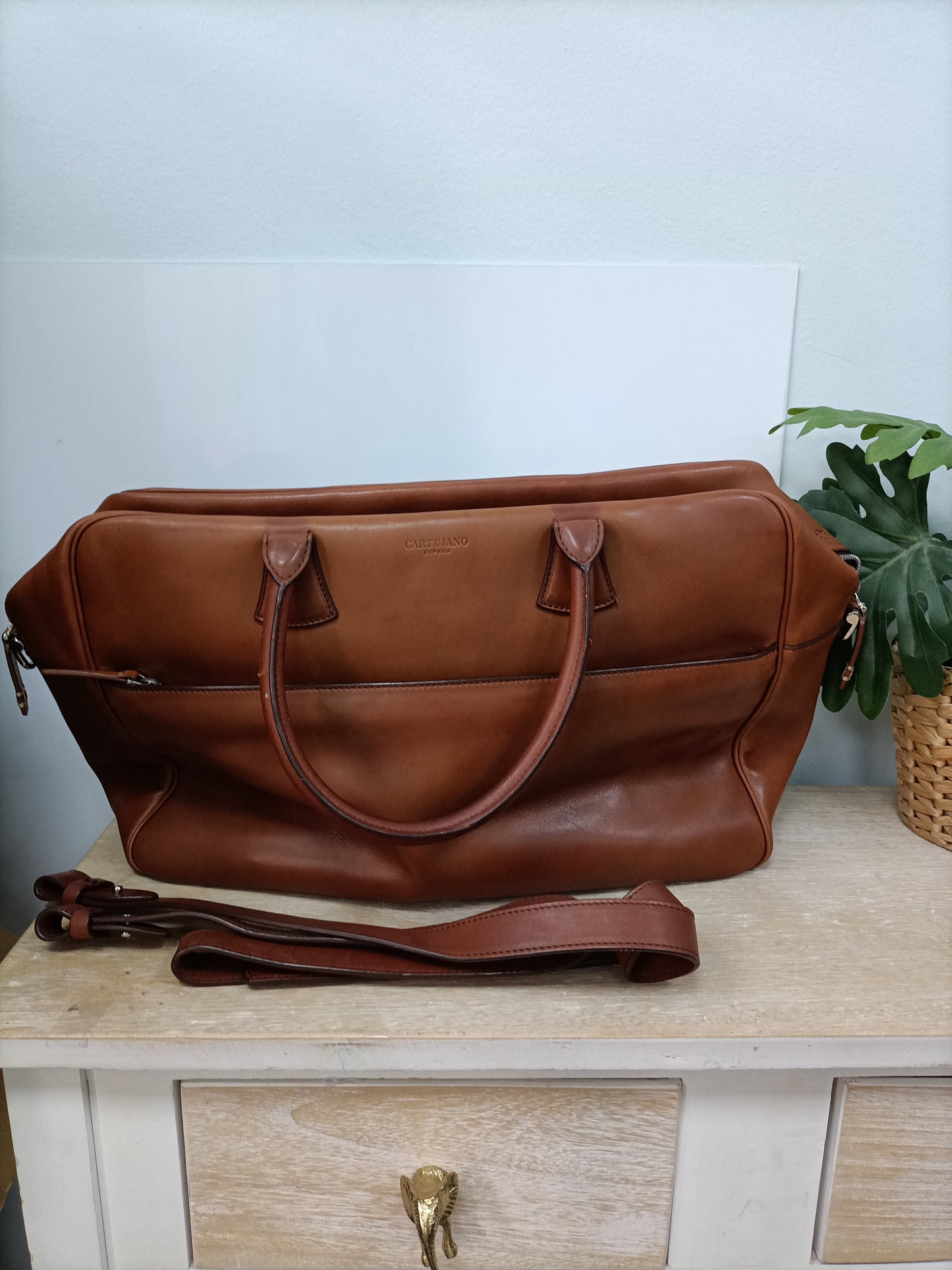 CARTUJANO. Bolso/maletín marrón Piel