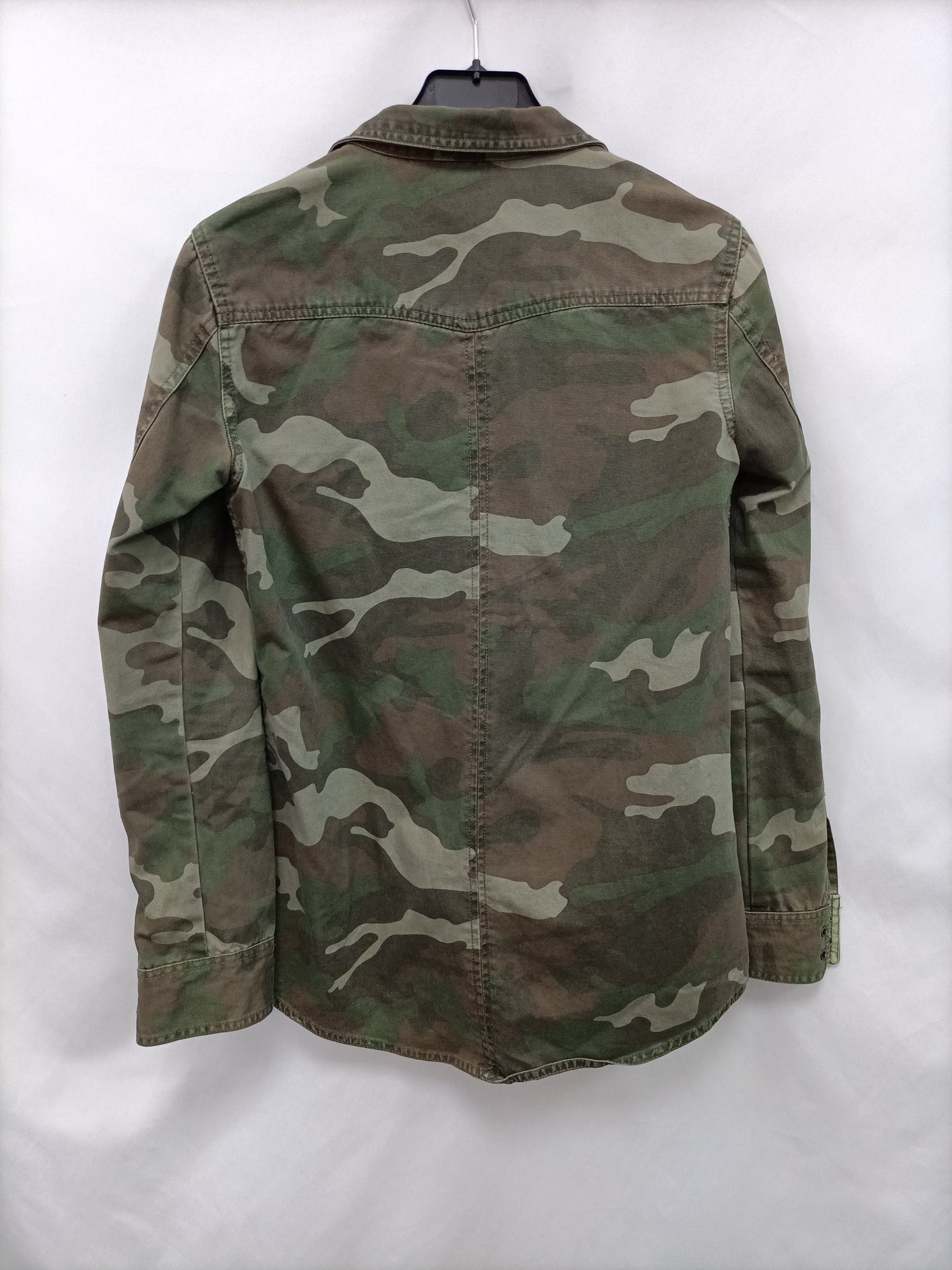 ZARA. Sobrecamisa camuflaje T.xs