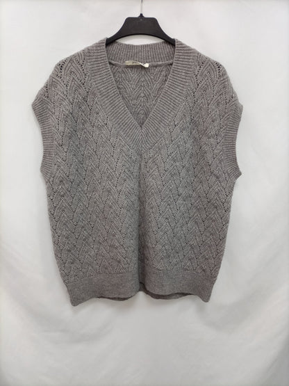 BASYCO. Chaleco gris Tu(m/l)