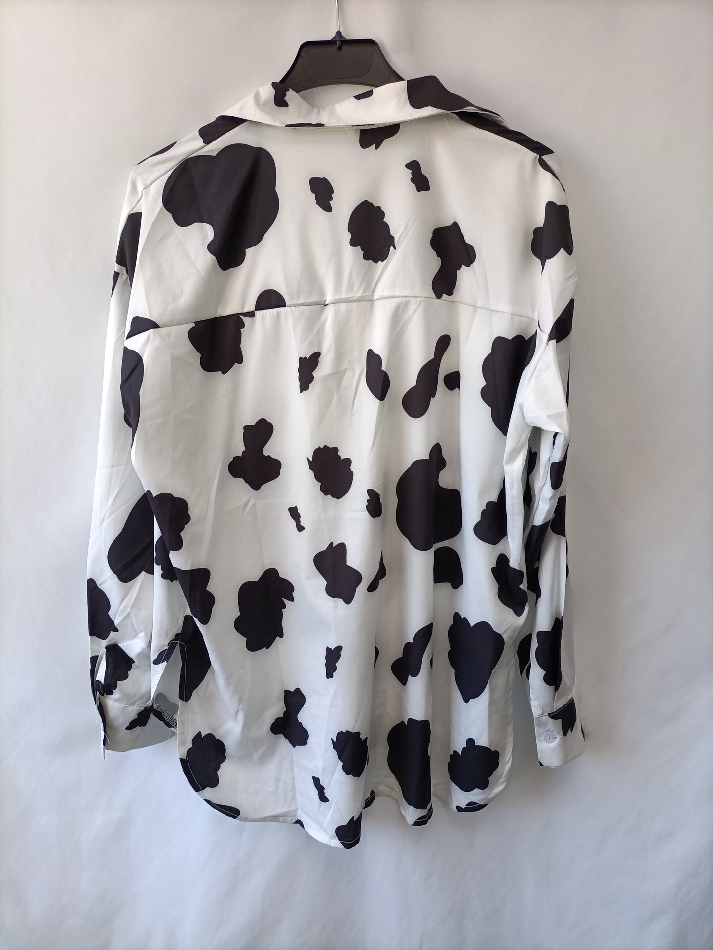 SEOUL. Cow print blouse Tu(m)