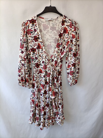 LEFTIES. White floral Ts dress