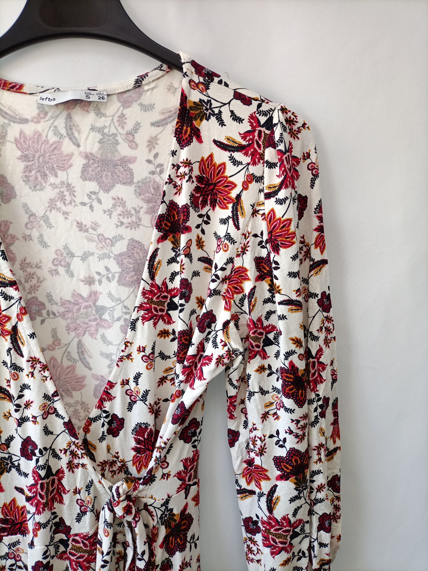 LEFTIES. White floral Ts dress