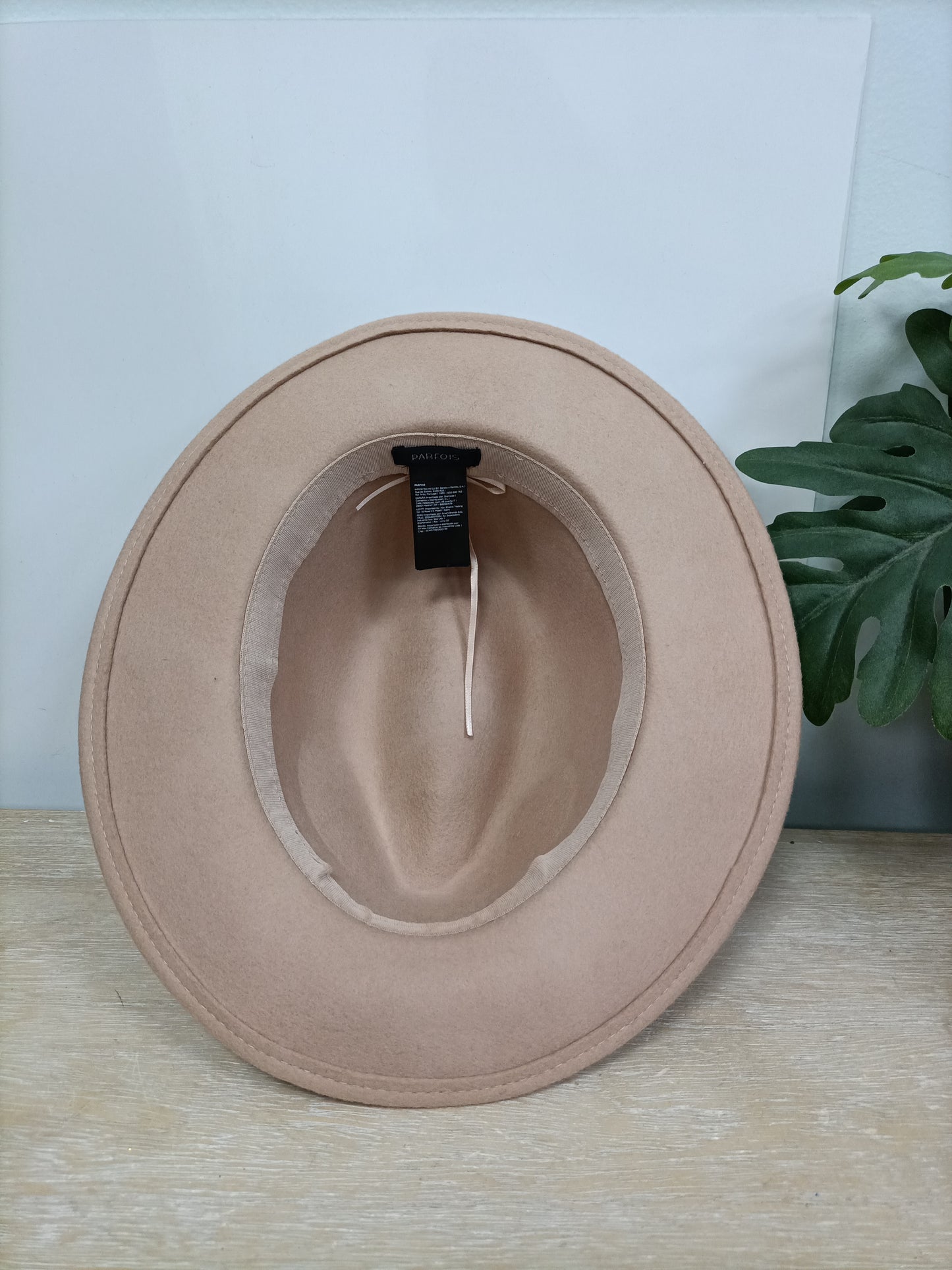 PARFOIS. Sombrero paño rosa