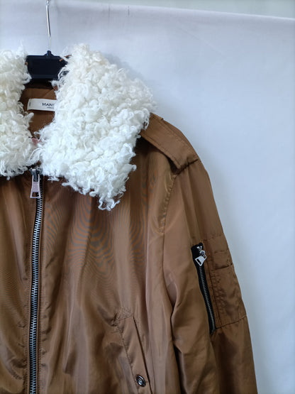MANGO. Bomber marrón T.m