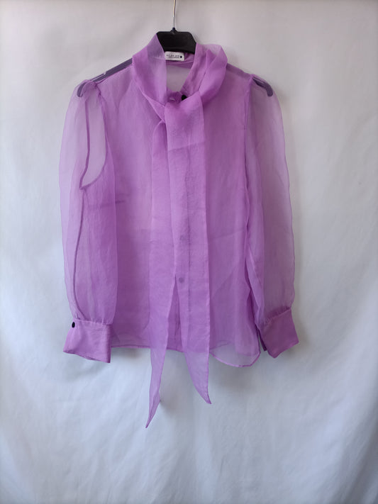 ZARA. Blusa lila semitransparente T.s (tara)