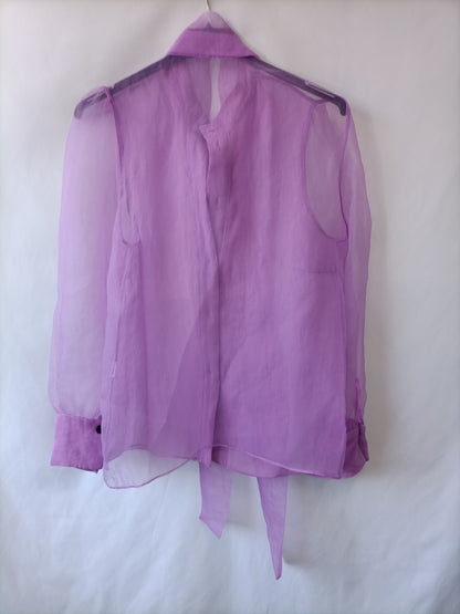 ZARA. Blusa lila semitransparente T.s (tara)