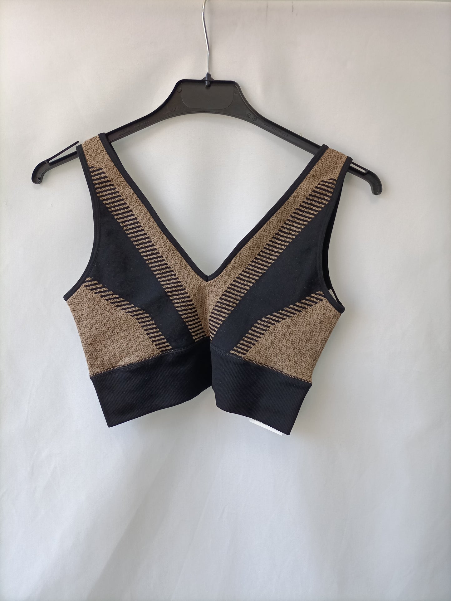 OYSHO. Top Deportivo T.m