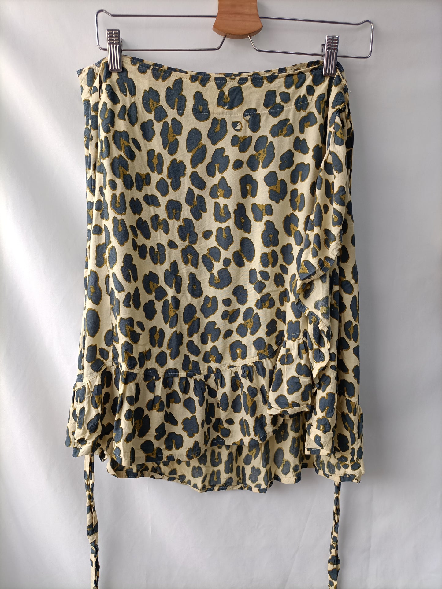 OTRAS. Total look animal print Tu(l)