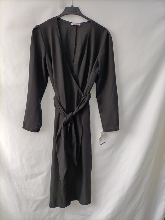 CELOPWOMAN. Black Ts dress